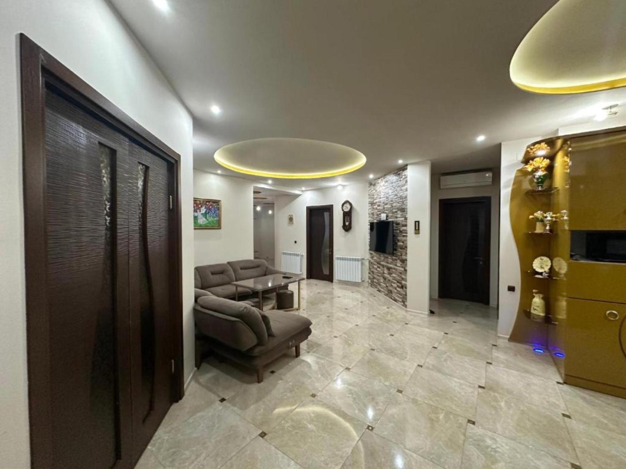 Elite Home Batoemi Kamer foto